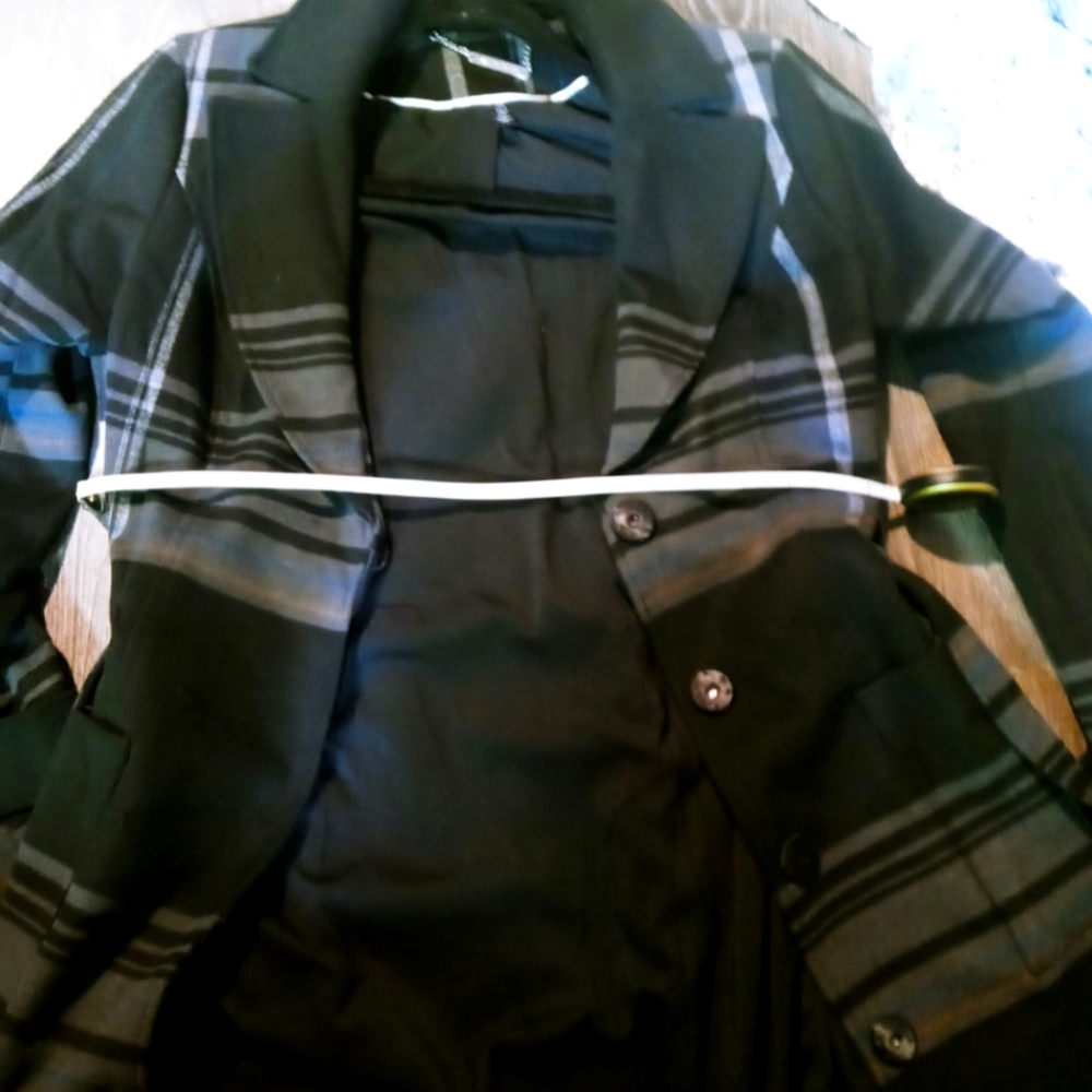 designer trench - Picture 9 of 10